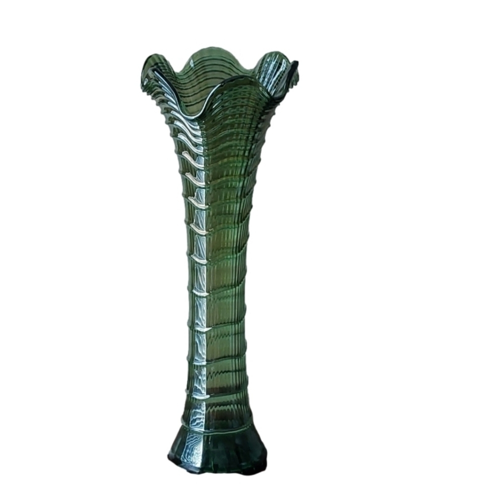 IMPERIAL GREEN ANTIQUE‎ RIPPLE CARNIVAL GLASS VASE